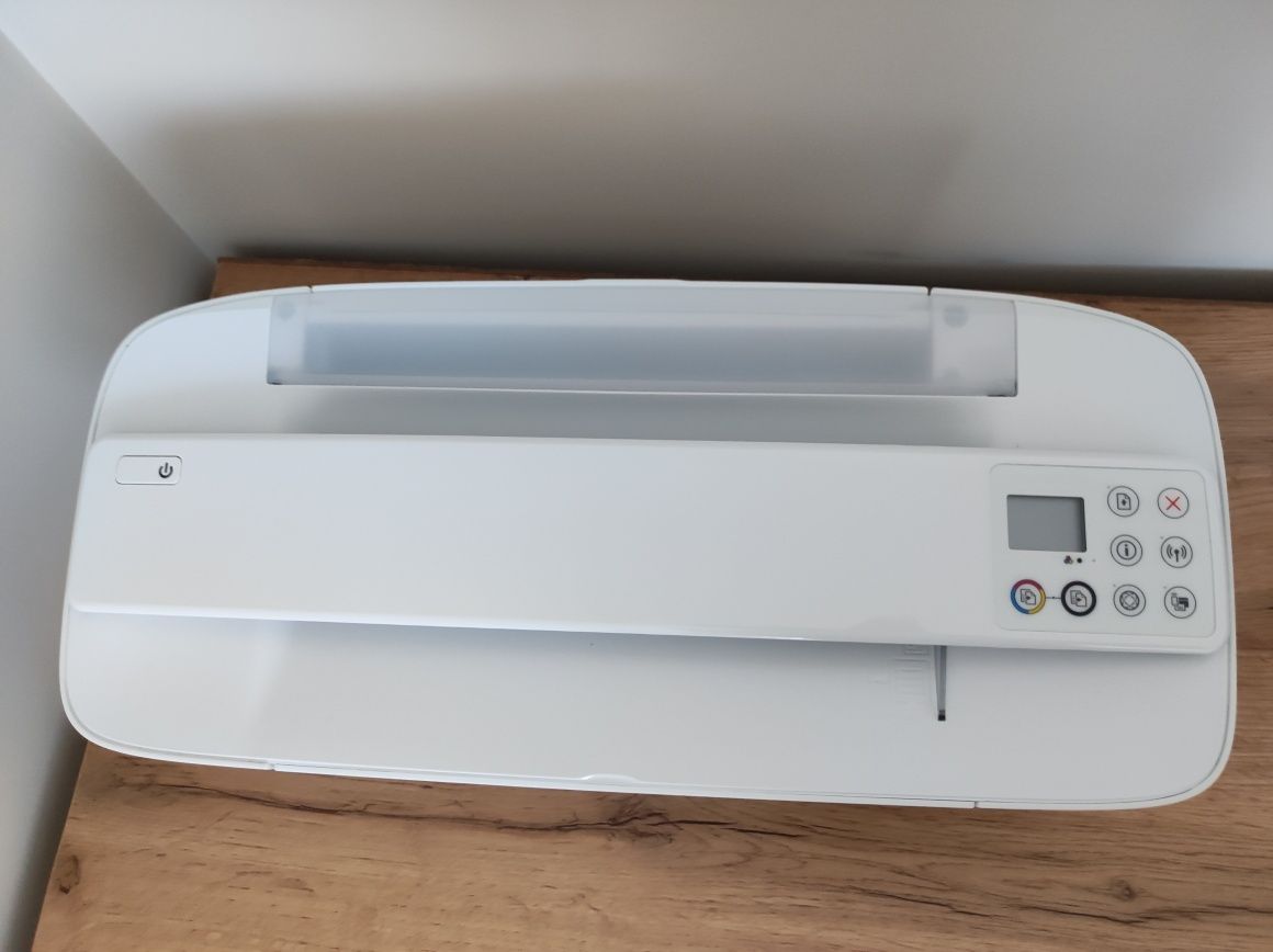 Принтер HP DeskJet 3750 All-in-one
