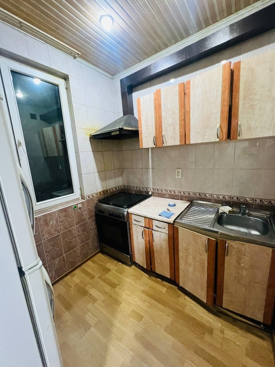 Oilaga 3xona 1etaj 500ye.Chilonzor13 .Farxod bozor oldi.Rieltor50%