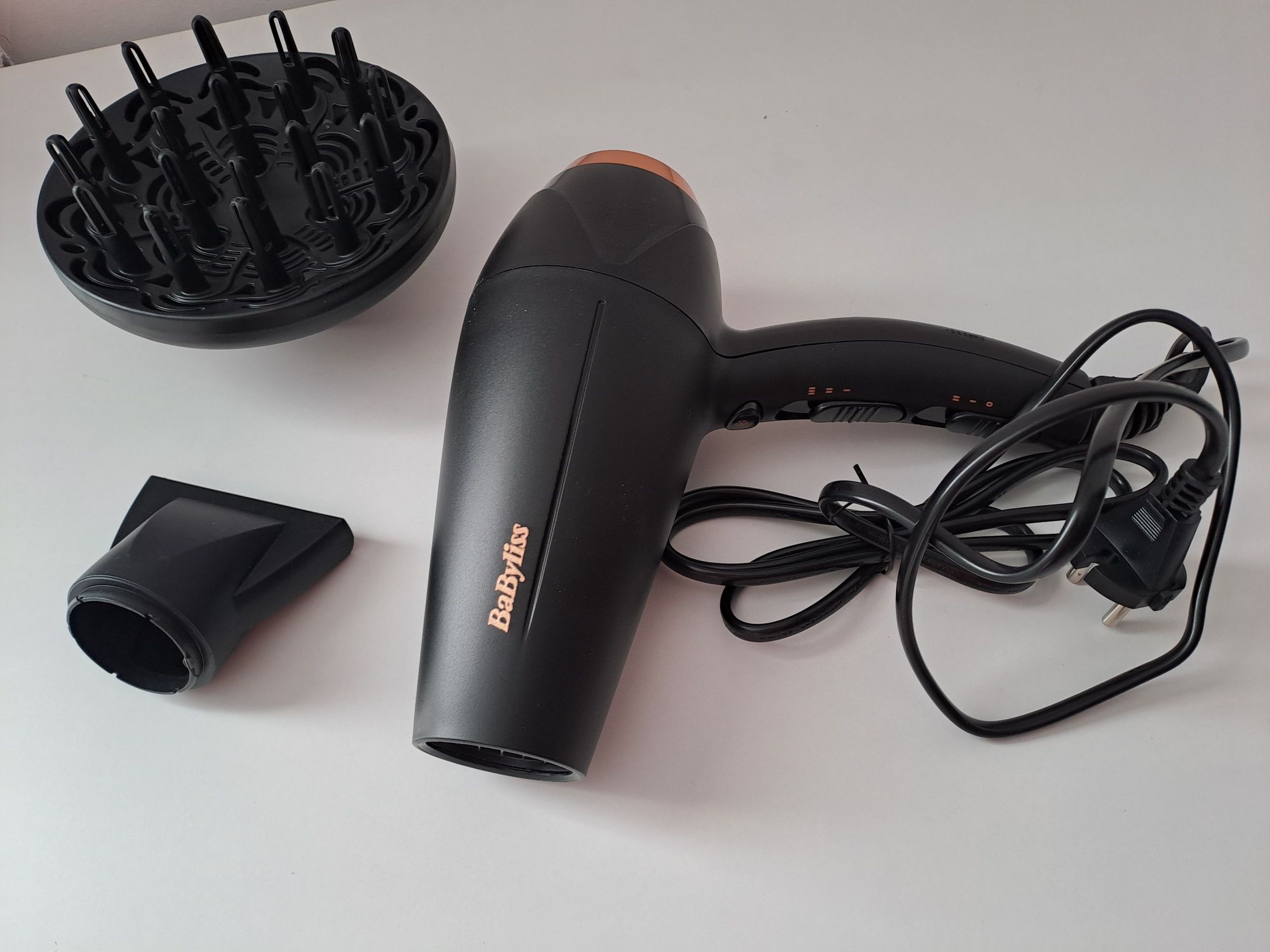 Uscator de păr Turbo Shine 220W Babyliss