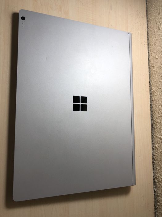 Планшет Microsoft Surface Book i5 8gb 256 ssd 13 дюймов без сенсора