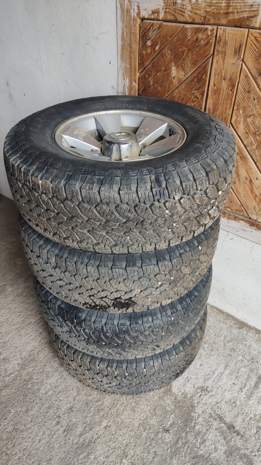 Jante originale L200 cu anvelope 265/70/16 Bf Goodrich,General Grabber