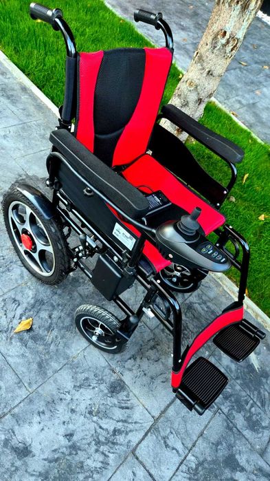 Scaun cu rotile electric pliabil aproape nou Jetty JT-099.