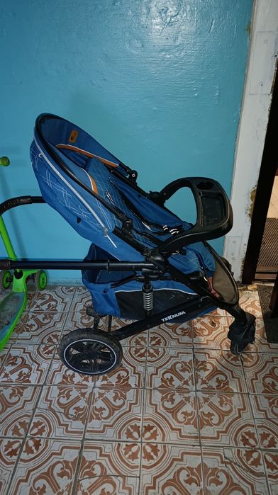 Продам коляску +дождевик, сетка