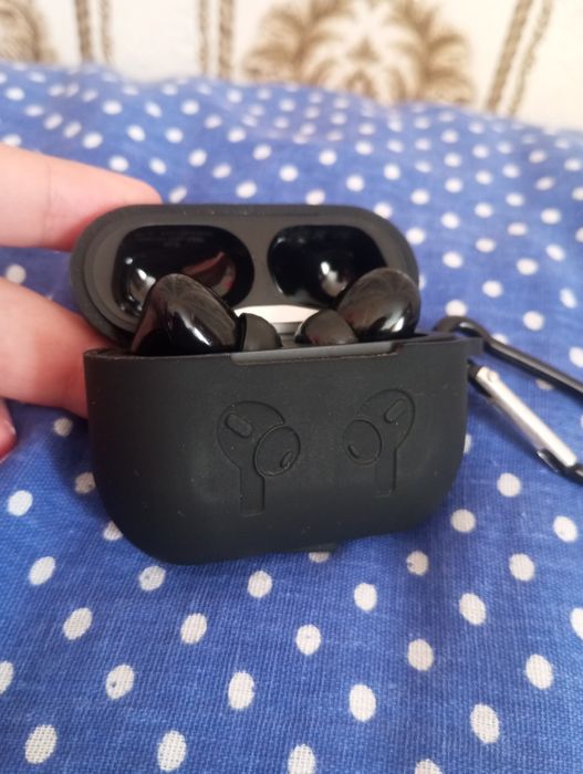 Продаю Airpods Pro 2