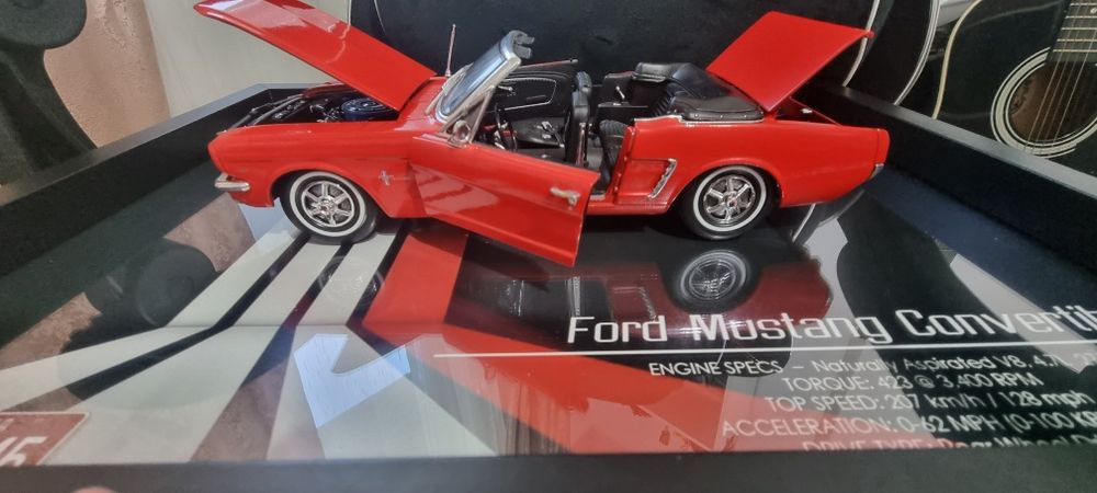 Tablou 3D Machete Auto 1:18