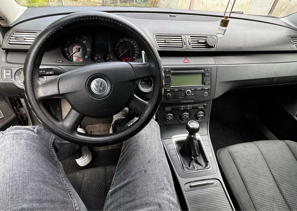 Volkswagen Passat B6 - 2.0 TDI, 140 CP, 2006