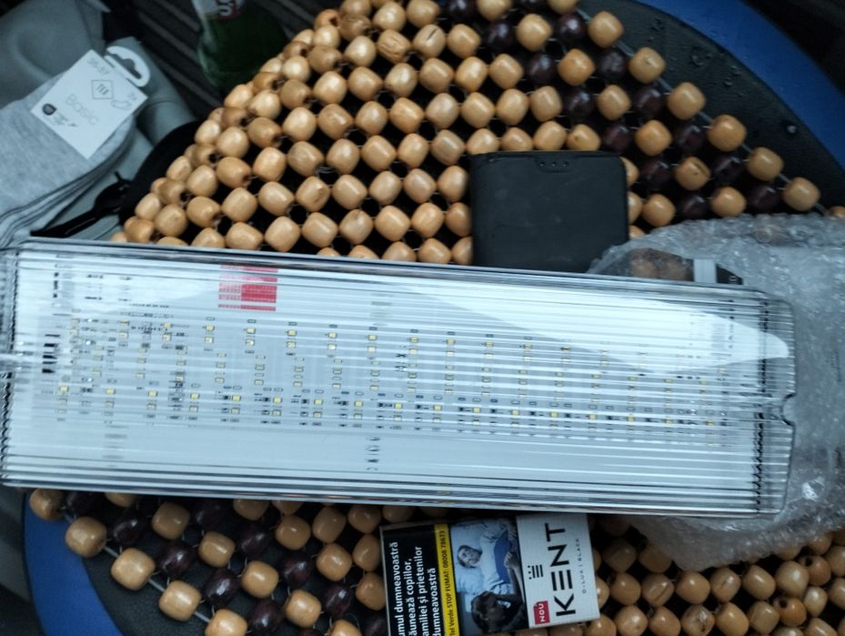 Lampi led reîncarcabile