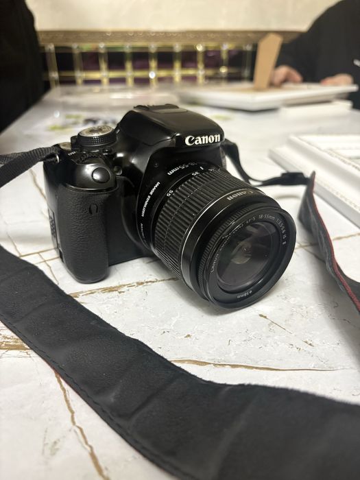 Фотоаппарат Canon 600d
