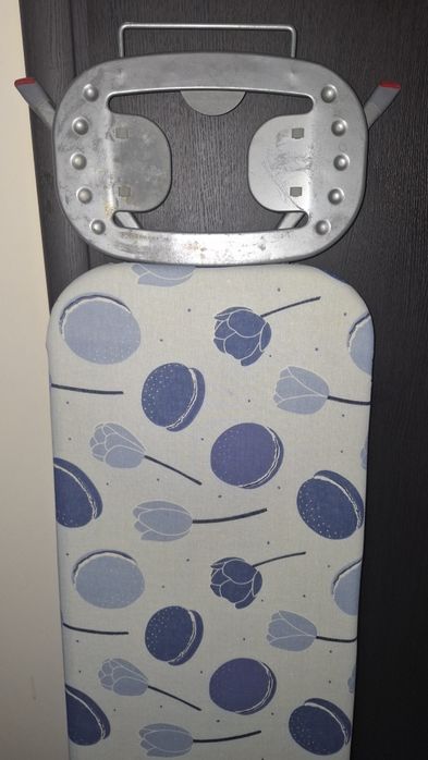 Masă de călcat haine