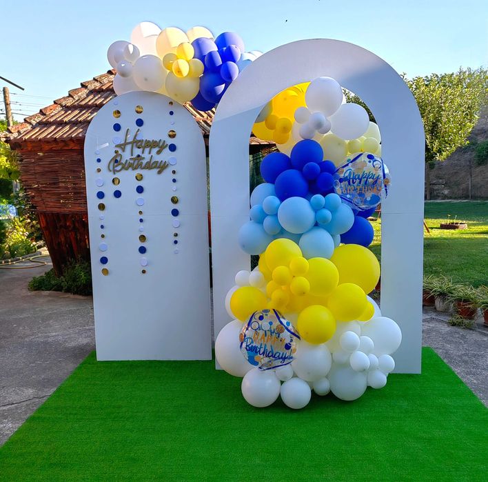 Арка, маси и декор под наем за вашия повод