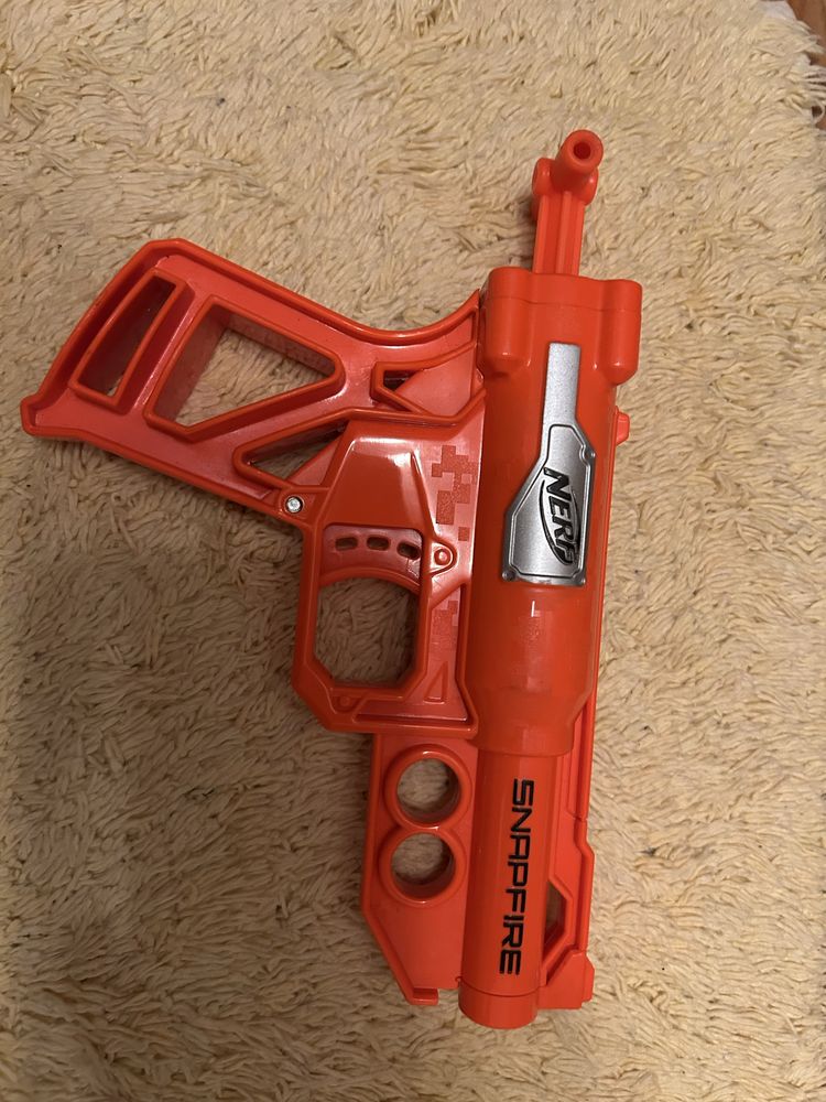 Nerf пистолети два