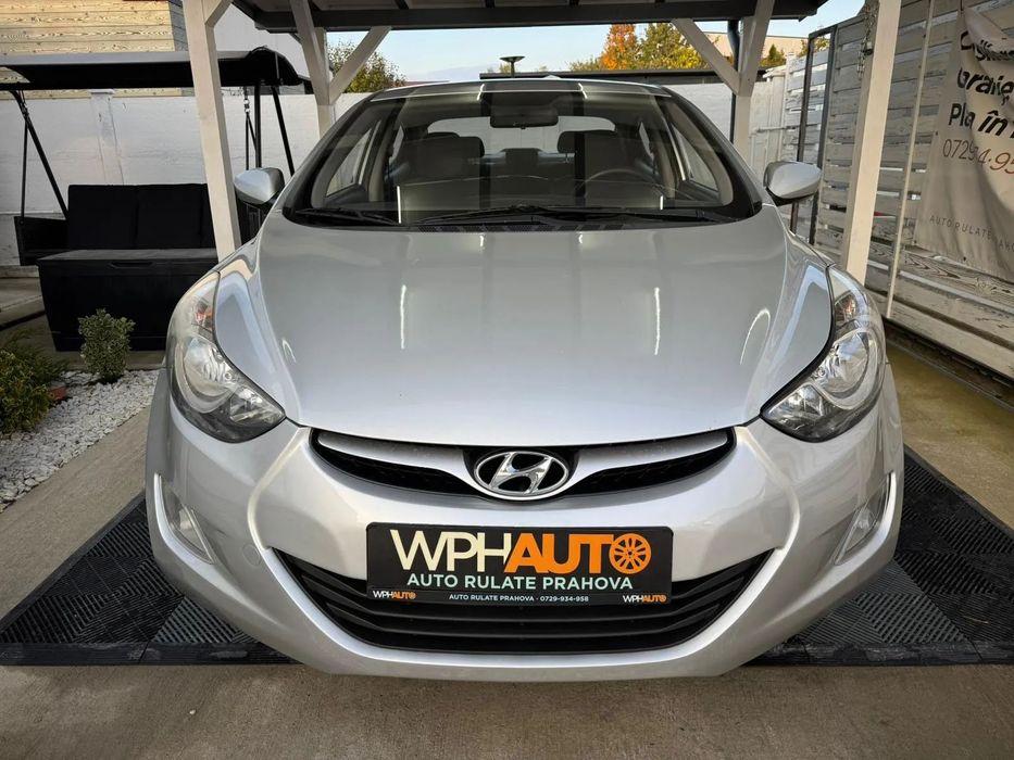 Hyundai Elantra Garantie 12 luni / Inmatriculat / Cauciucuri Iarna