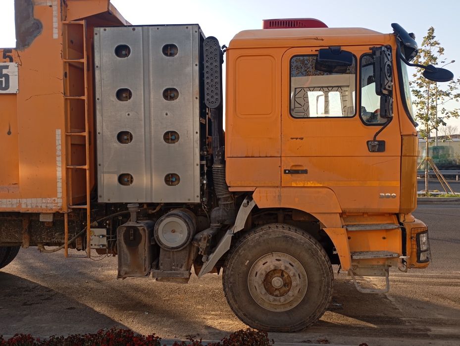 SHAKMAN srochno sotiladi