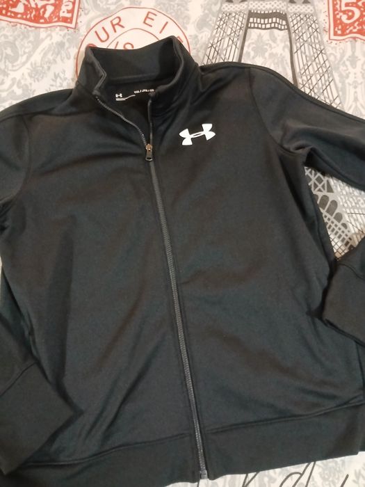 Nike dri fit спортна блуза,суитчъри Nike и  Under Armor.