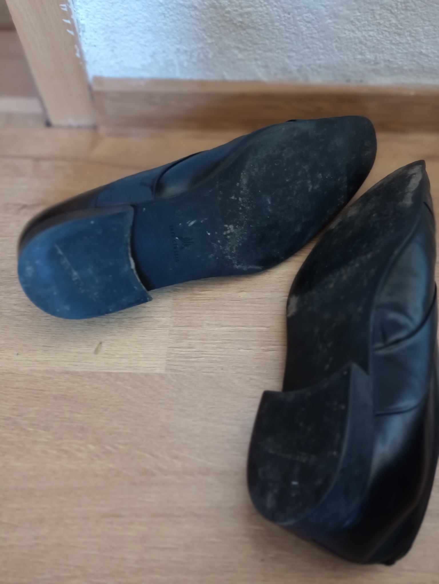 Pantofi din piele pentru barbati