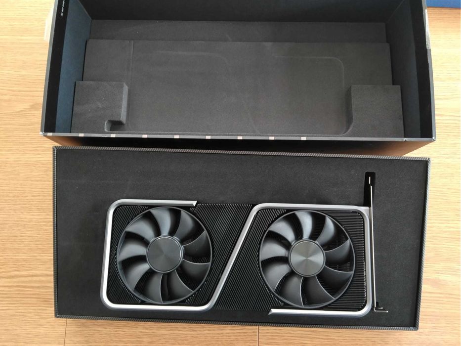 Placă video Nvidia RTX 3070 Founders Edition CITESTE!