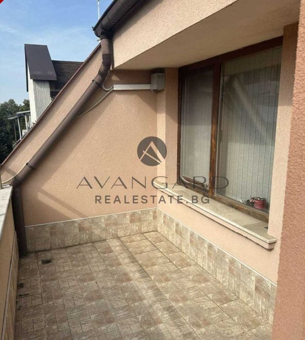 Продава се Тристаен апартамент в Пловдив, Център - 200 кв.м за 1173 €/кв.м - Снимка #12