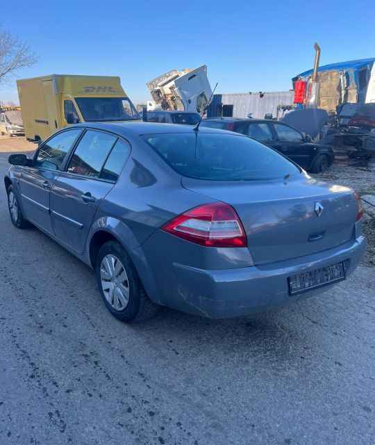 Dezmembrez Renault Megane 2 [facelift] [2006 - 2012] Sedan 1.4 MT (10