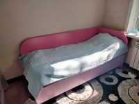 Кровать розовая для девочек