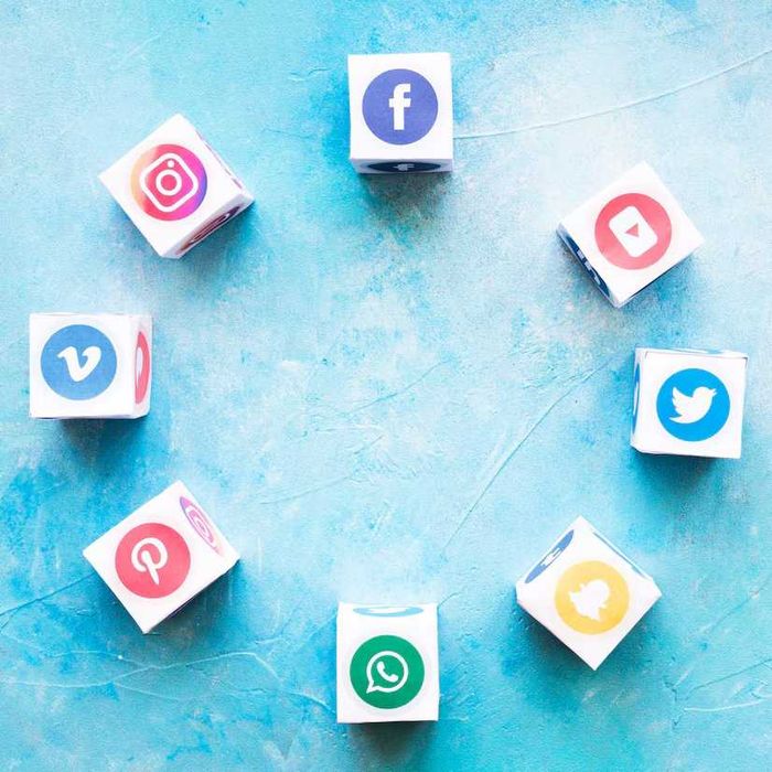 Website cu SEO inclus și reclame pe TikTok, LinkedIn, Instagram