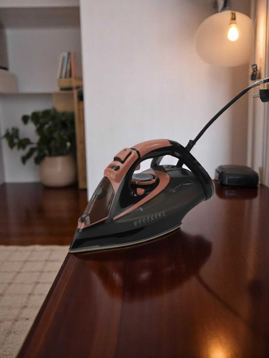 Утюг паровой для глажки, с антипригарным покрытием
