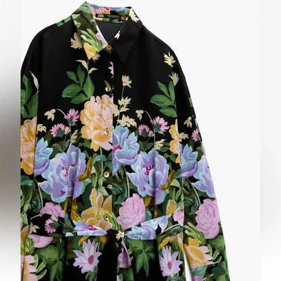 ZARA рокля тип риза на цветя