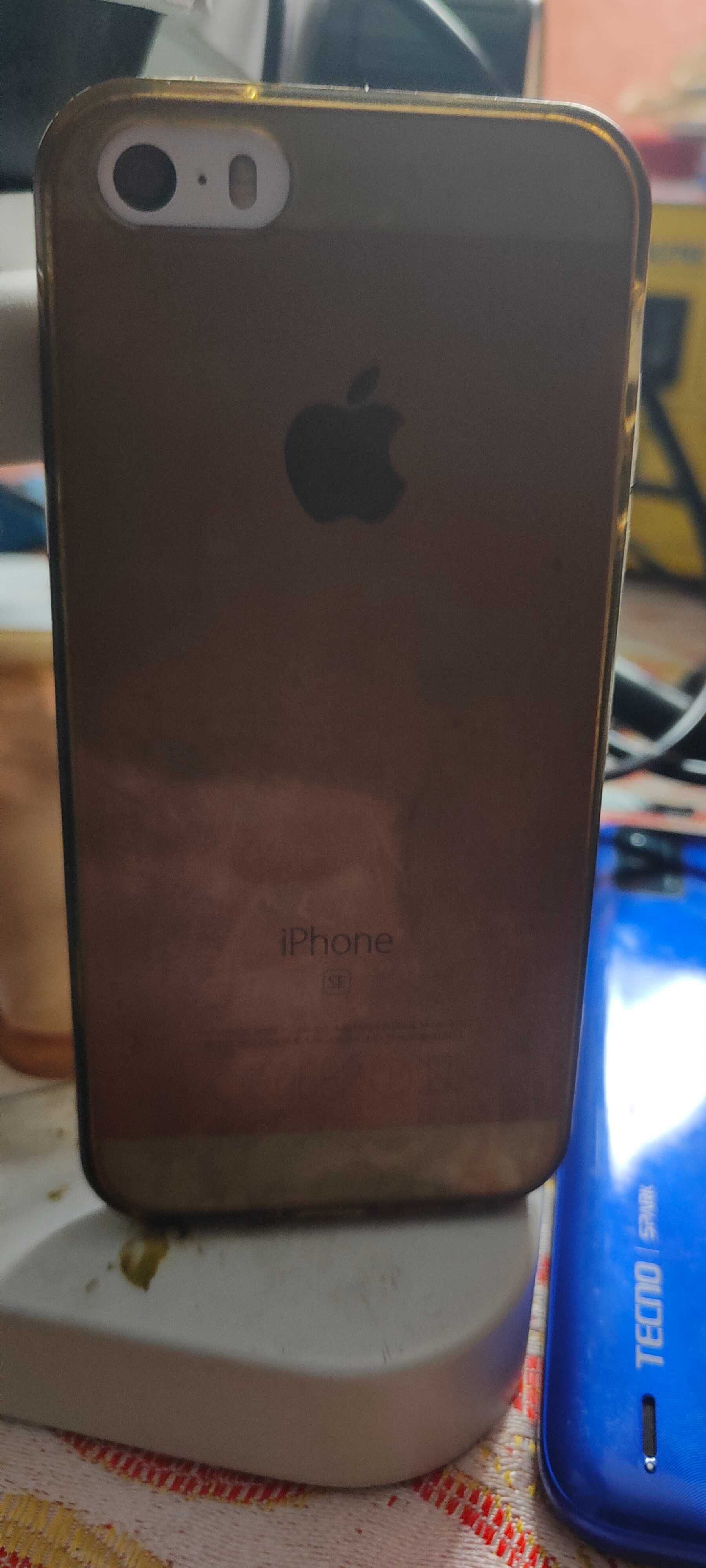 Продам iPhone 6 SE срочно