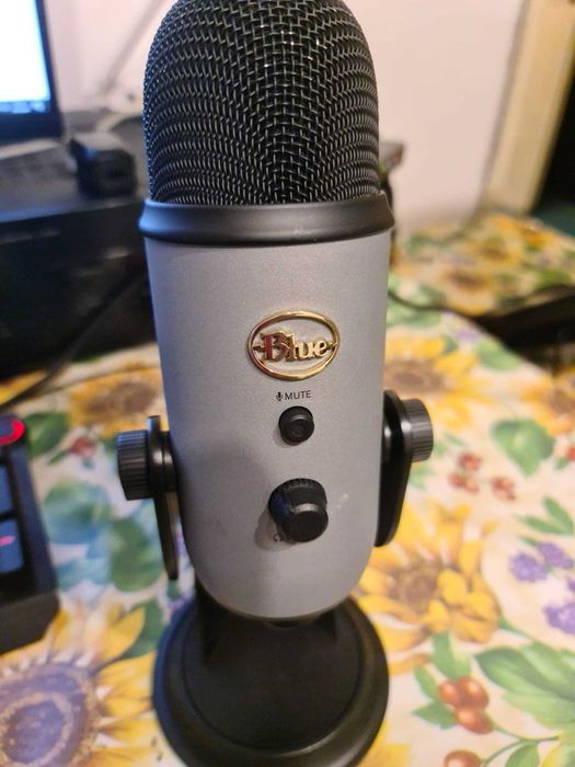 Microfon Blue Yeti nou