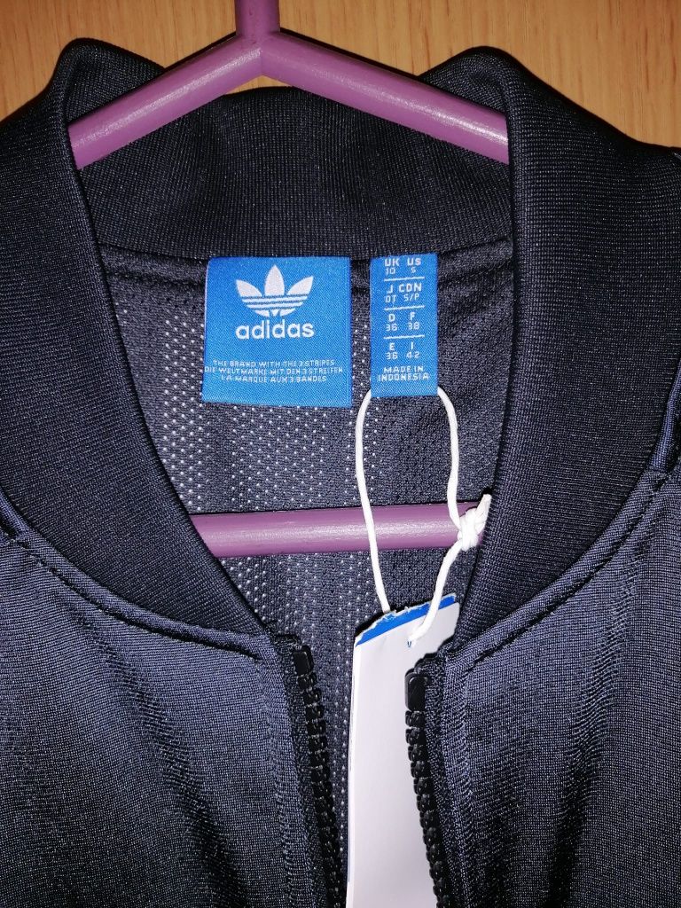 Дамско яке ADIDAS