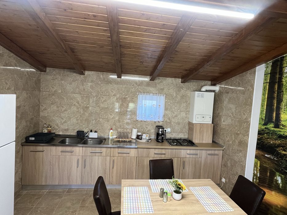 Inchiez camere in regim hotelier disponibila craciun si revelion