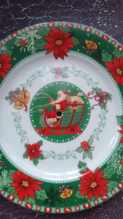 Коледна декоративна възглавница  поднос и чиния