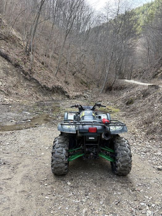 Dezmembrez Atv yamaha grizzly 660