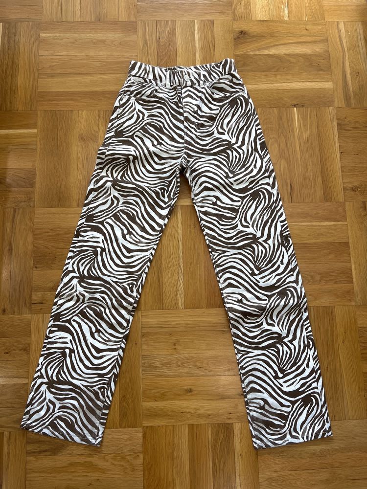 Wide leg дънки с кафяв принт