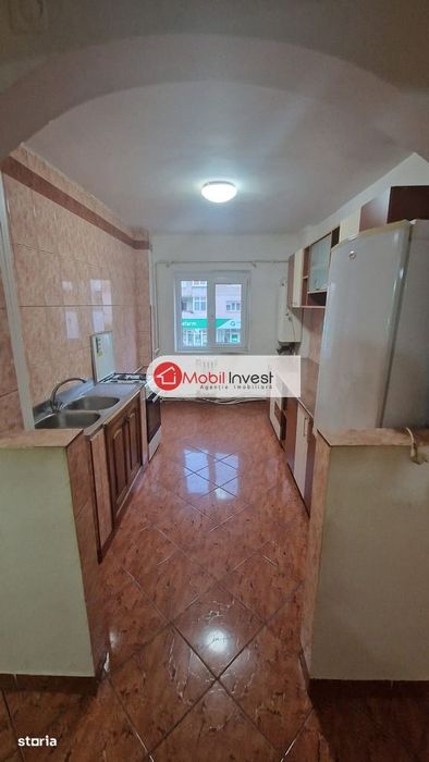 Apartament 3 camere – decomandat – Cetate – etaj 1 – loc parcare