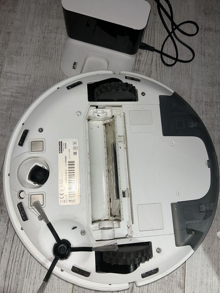 Aspirator robot Karcher RCV 5