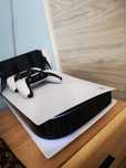 Плейстейшън 5 с два джойстика + ps5 portable