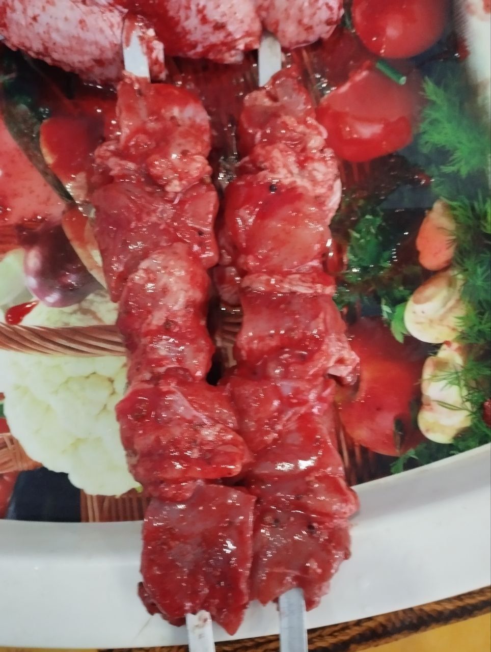 Tayyor sixlangan shashliklar kafe va restoranlat uchun