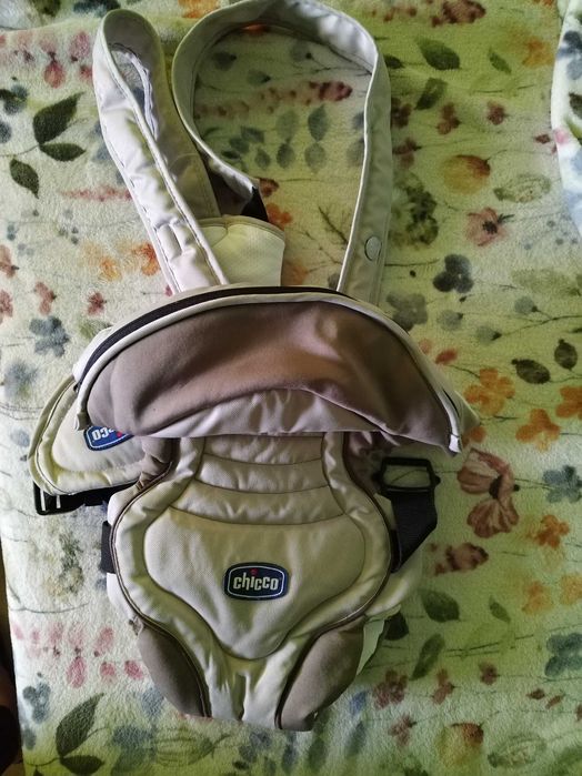 Marsupiu Chicco 3,5-9 kg