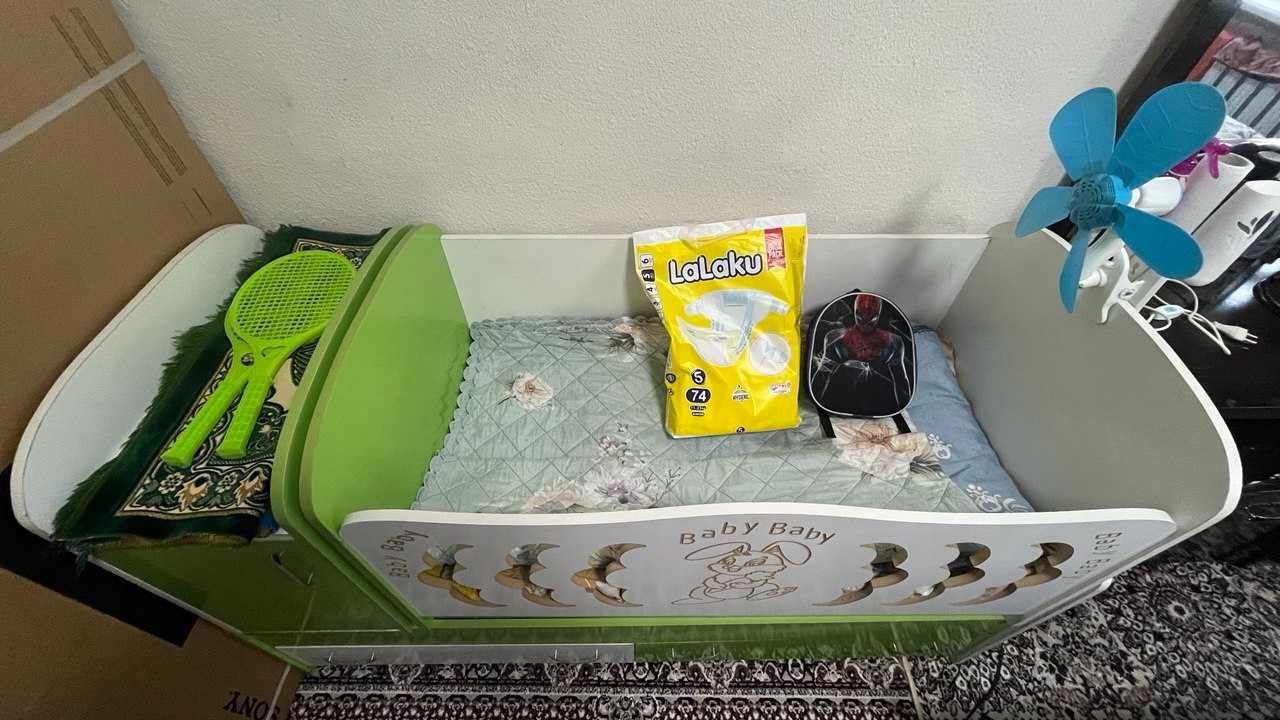 Продается детская кроватка