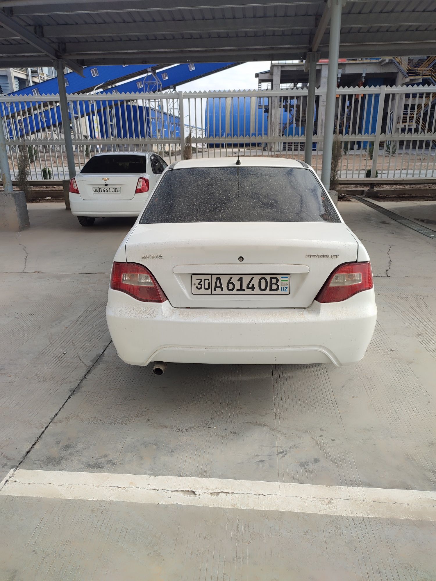 Daewoo Nexia.  2