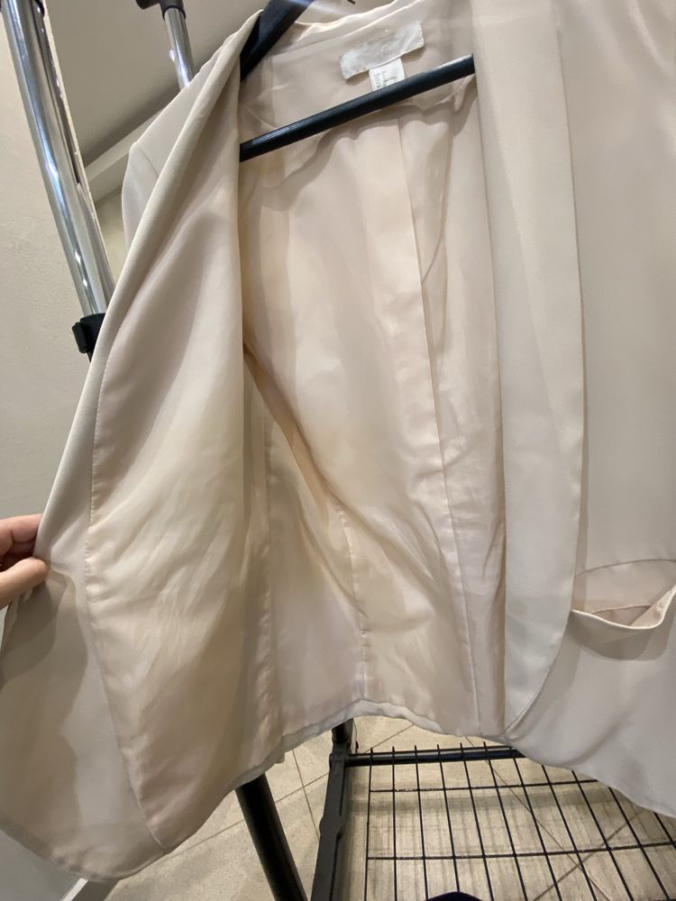 Блейзър H&M бежов
