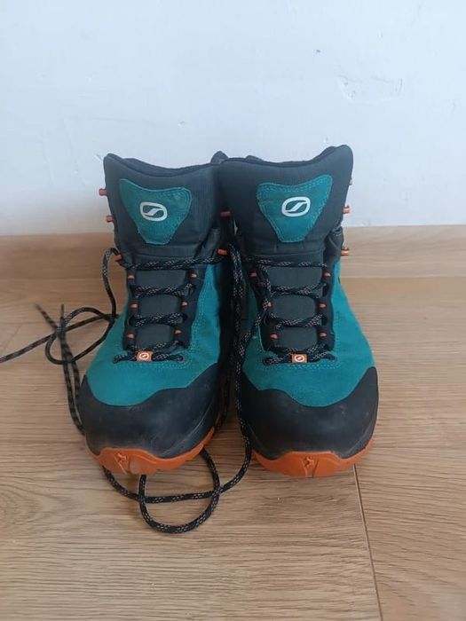 Bocanci de munte 3 sezoane Scarpa Rush TRK Gtx Black Friday la jumate