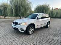 Vând x5 3.0 D an 2011
