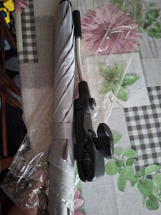 Чадър за количка и колан за прохождане