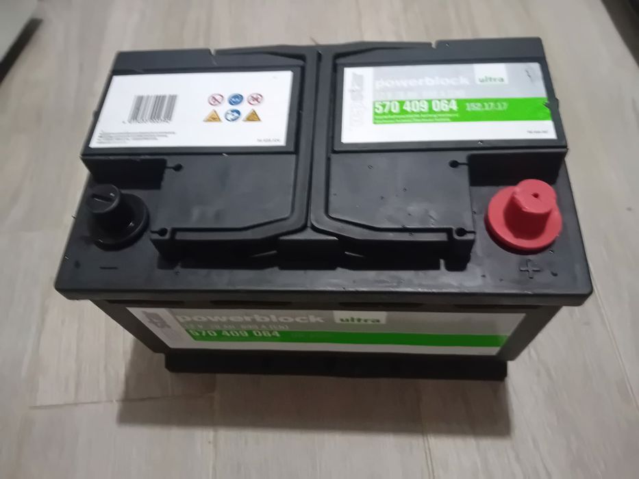 Vand acumulator auto de 70 ah