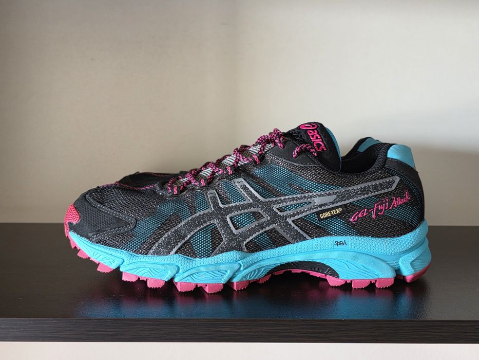 Asics Gel Fuji Attack Gore-Tex 41.5номер 26см Стелка Като Нови