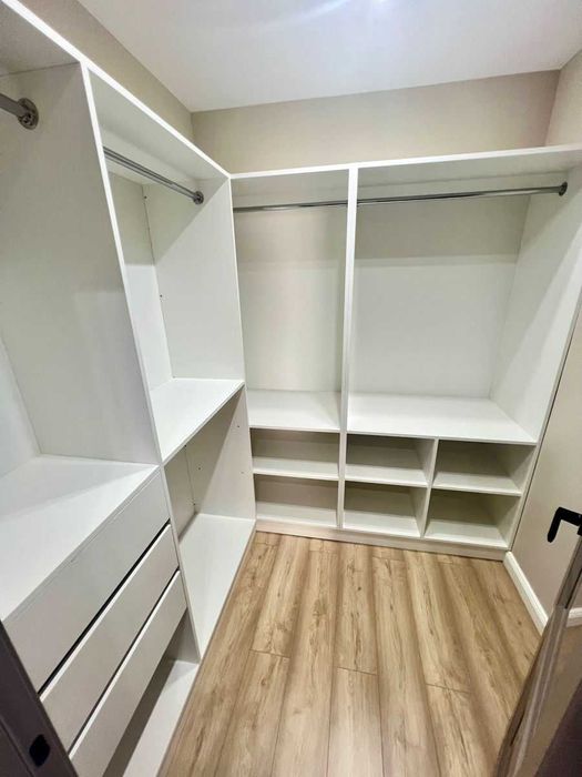 Дава се под наем Двустаен апартамент в София, Студентски град - 68 кв.м за 550 € - Снимка #1