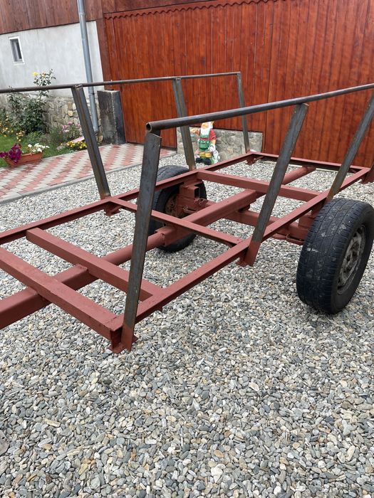 Vand remorca pentru tractor