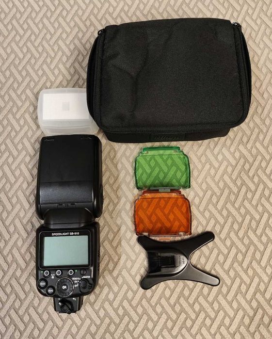 Вспышка NIKON SB-910 Speedlight