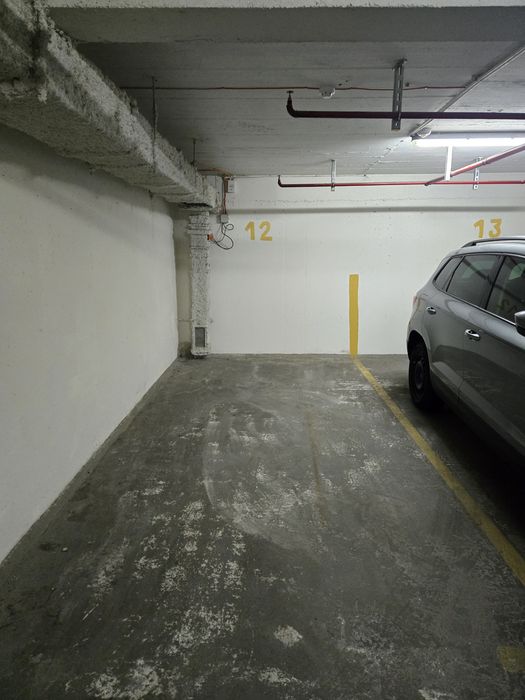 Loc de parcare subteran - zona centrală